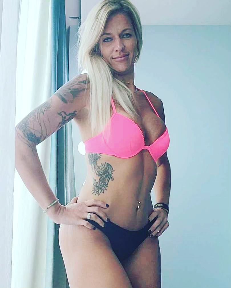 Uxlayotgan ona porno